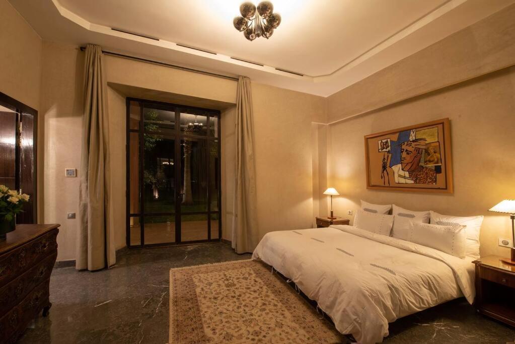 Villa Exceptional On 10,000 Meter Square With Heated Pool Marrakesh